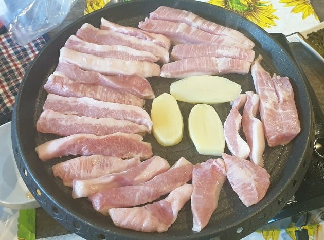 [Fresh] Pork cheek(Pork jowl meat) 항정살