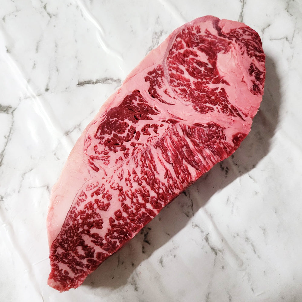 [Fresh] Wagyu Strip loin potion Mb 8~9 /pk(310g~330g)